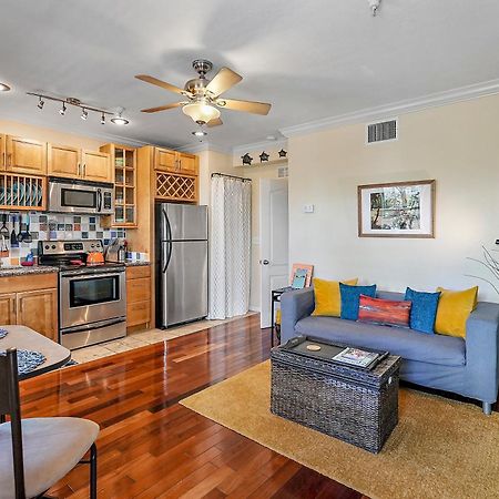セント・ピーターズバーグ Wine-Dine-Sunshine Cozy Flat In The Heart Of Dtspヴィラ エクステリア 写真